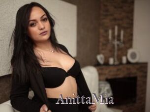 AnittaMia Erotik Cams