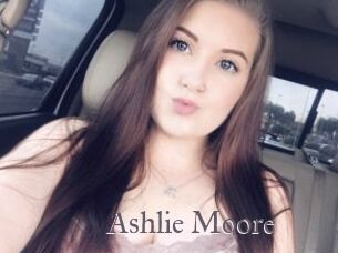 Ashlie_Moore