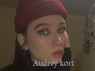 Audrey_kort