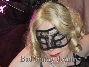 Bad_bunny_domina