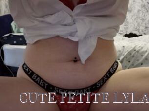 CUTE_PETITE_LYLA