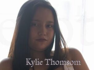 Kylie_Thomsom