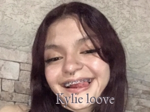 Kylie_loove