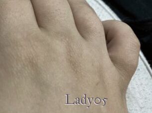 Lady05