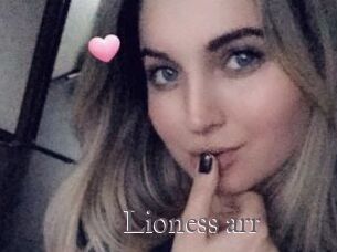 Lioness_arr