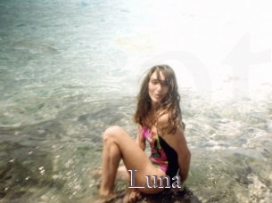 Luna_Taylor