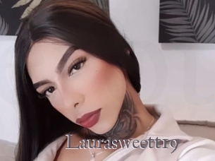 Laurasweett19