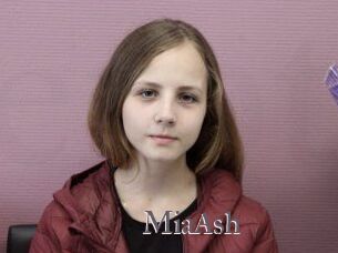MiaAsh