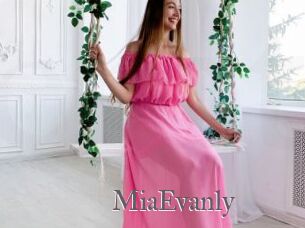 MiaEvanly
