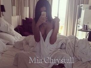 Mia_Chrystall