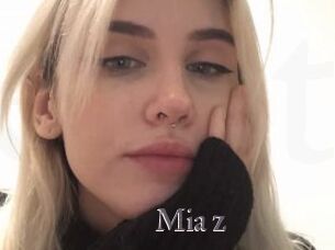 Mia_z Erotik Cams