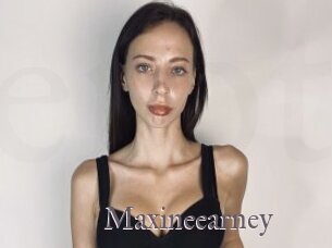 Maxineearney