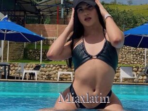Miaxlatin