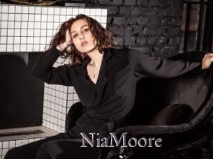NiaMoore
