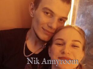 Nik_Annyroom