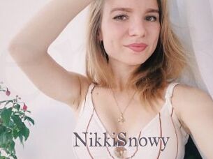 NikkiSnowy
