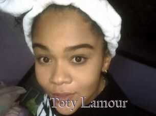Toty_Lamour